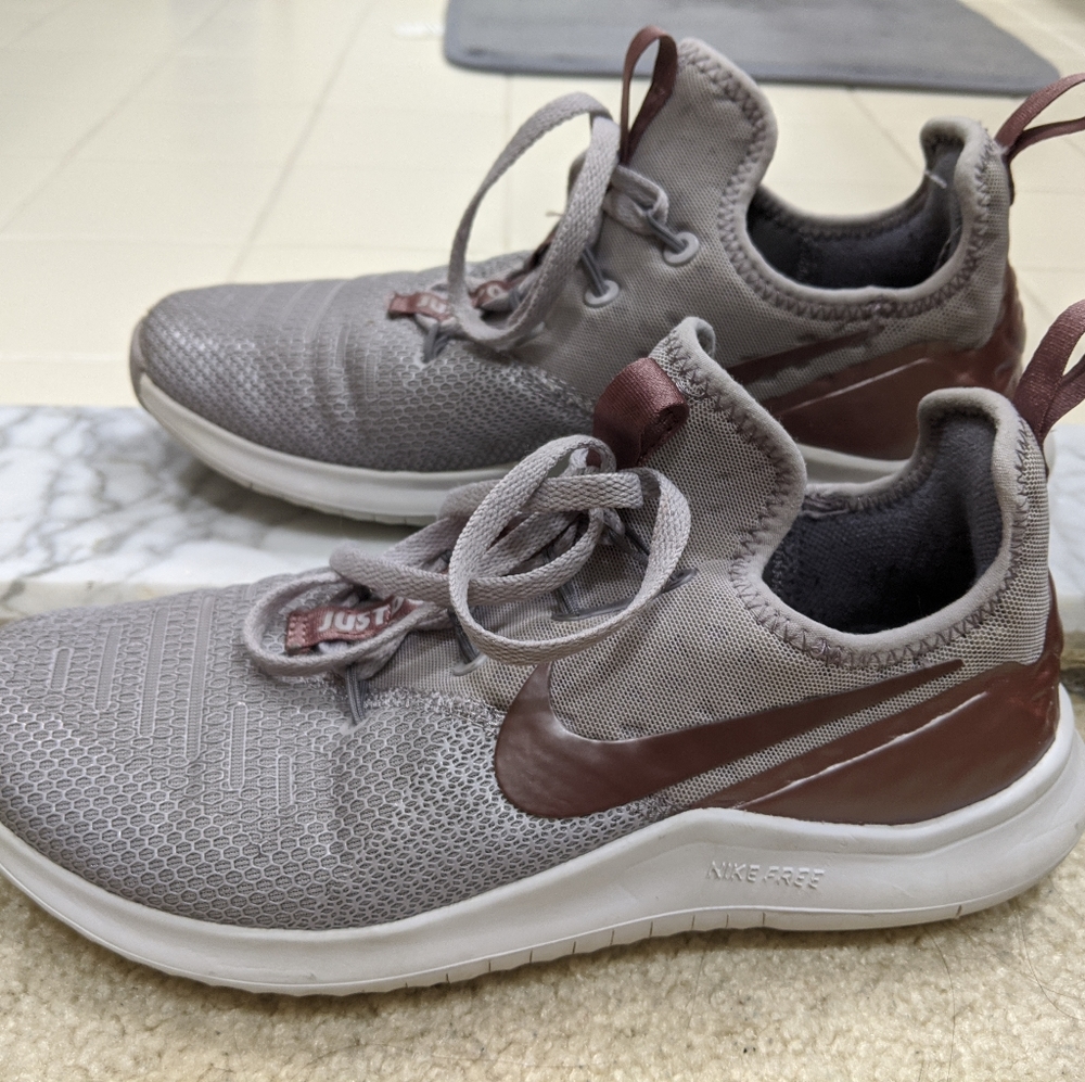 Nike Free TR8 - Grey/Smokey Mauve 6.5